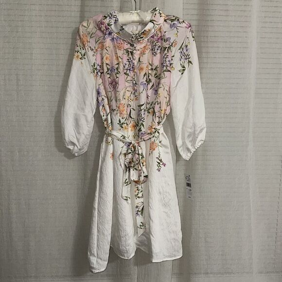 52seven 12P White Floral Mock Neck Button Front 3/4 Sleeve Belted Dress - Picture 6 of 16
